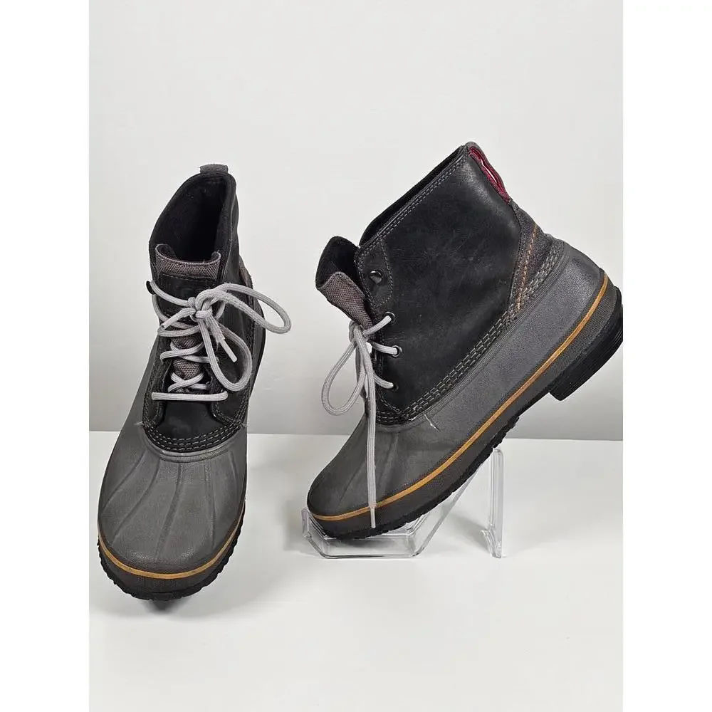 UGG Zetik Leather Duck Boots